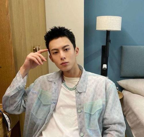 娱乐圈吃瓜看戏吴磊,娱乐圈吃瓜看戏，青春偶像的蜕变之路